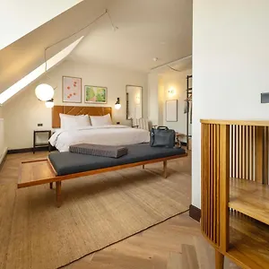 Szálloda Mayfair ****